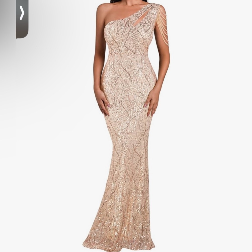 Dress. Size S. Used once.